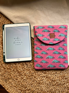 Sooti iPad Sleeve – Cars Pink