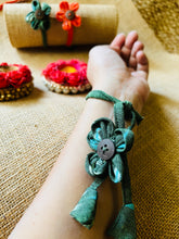 Load image into Gallery viewer, Rakhi - Floral Button | Assorted Colours | Zero Waste Rakhi | Comes With Brooch