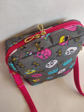 Load image into Gallery viewer, Cats Love - Sling Bag