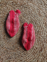 Load image into Gallery viewer, Woolen Slippers - Pink &amp; White