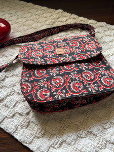 Sooti Sling Bag - Floral Red & Black