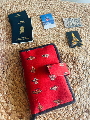 Sooti Passport Wallet For 2 Passports – In The Air