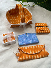 Load image into Gallery viewer, Sooti Gift Hamper - Ikat Orange