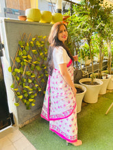 Load image into Gallery viewer, Saree - White &amp; Pink Rosey