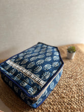 Load image into Gallery viewer, Sooti Blouse Organizer - Indigo Lotus | Set of 2