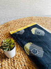 Load image into Gallery viewer, Saree - Popcorn Black