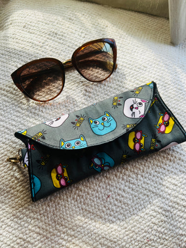 Sunglasses Cover - Cat Lover