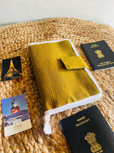 Load image into Gallery viewer, Sooti Passport Wallet For 2 Passports – Green Earth