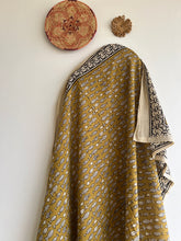 Load image into Gallery viewer, Sooti Dupatta – Fish Yellow