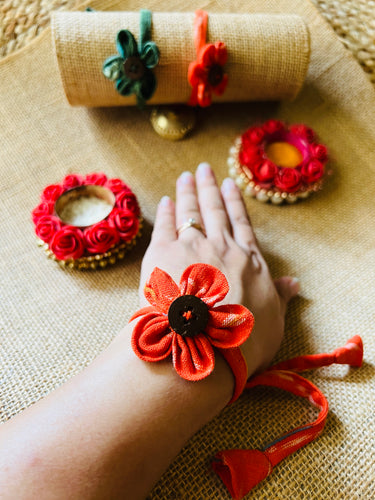 Rakhi - Floral Button | Assorted Colours | Zero Waste Rakhi | Comes With Brooch