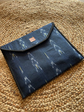 Load image into Gallery viewer, Sooti Envelope Ikat Blue - Big Size