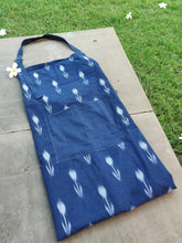 Load image into Gallery viewer, Sooti Apron for Men - Ikat Blue