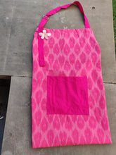 Load image into Gallery viewer, Sooti Apron - Ikat Pink