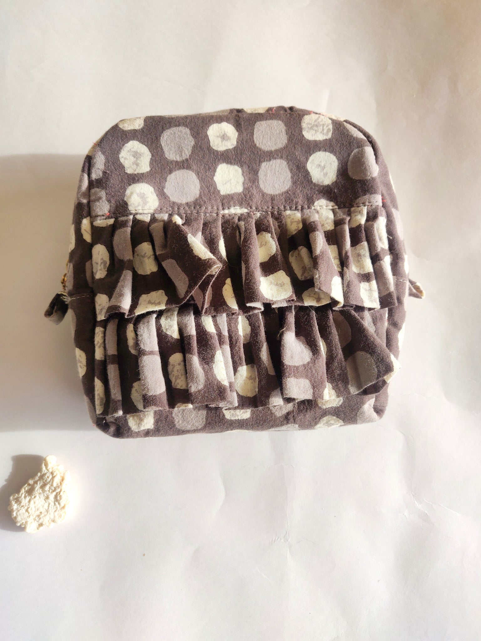 Dots Grey - Ruffle Pouch Bag – Sooti.in