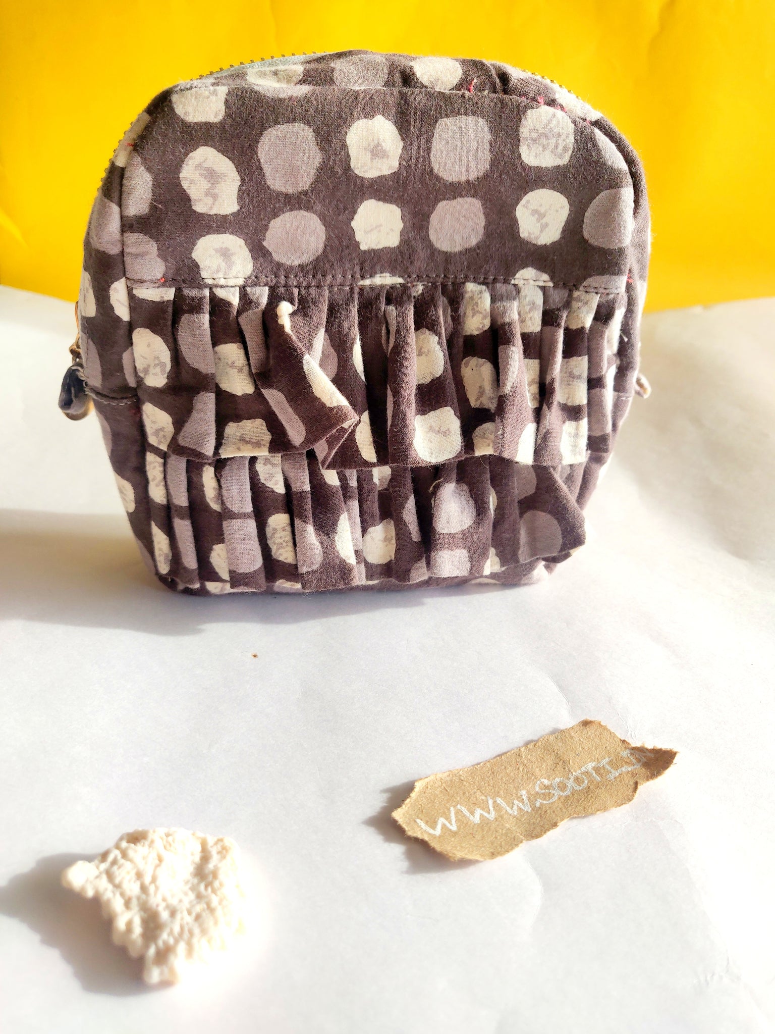 Dots Grey - Ruffle Pouch Bag – Sooti.in