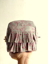 Load image into Gallery viewer, Jungle Grey - Ruffle Pouch Bag