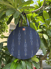 Load image into Gallery viewer, Round Ikat Tote Bags for those casual times and vacation days. Spacious enough to keep all your belongings.