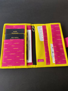 Sooti Passport Wallet For 2 Passports – Pink Love