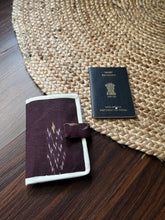 Load image into Gallery viewer, Sooti Passport Wallet For 1 Passport – Ikat Maroon