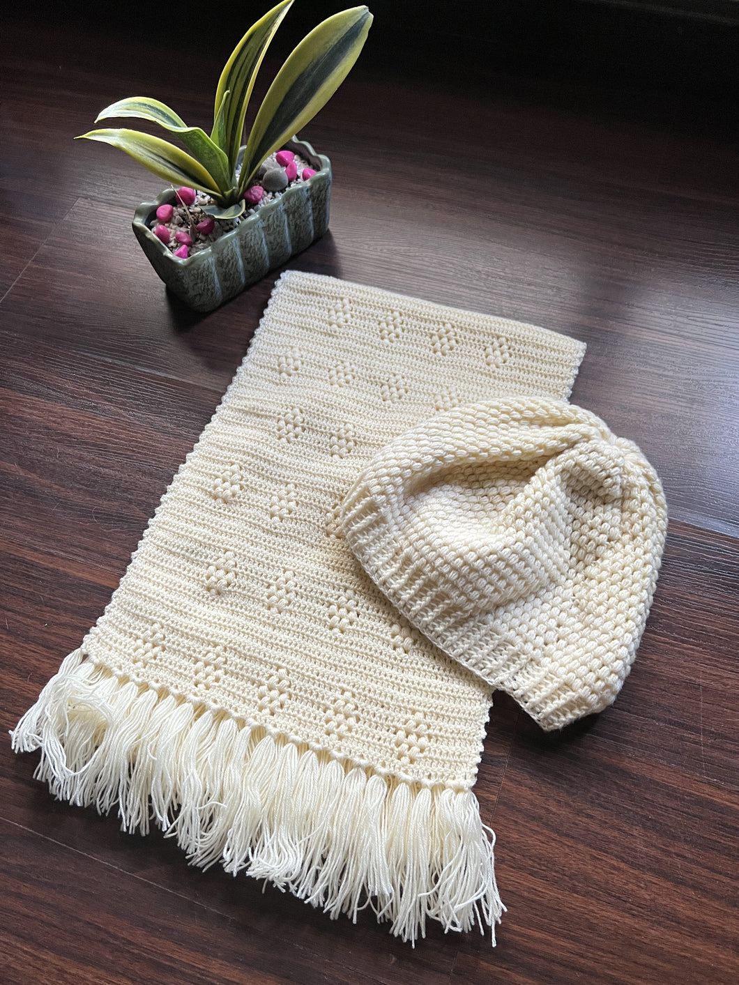 Sooti Beige Scarf & Beanie crochet love made by a granny