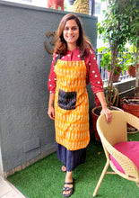 Load image into Gallery viewer, Sooti Apron - Ikat Yellow